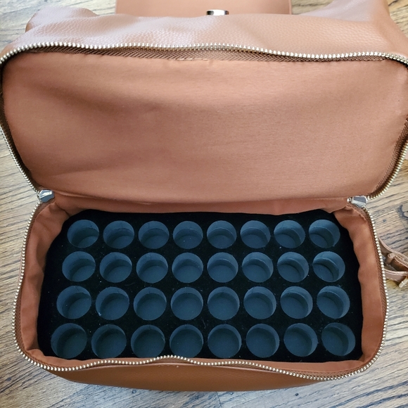 Vegan Leather, Doterra essential 15ml oil and resource brown back pack purse. - Picture 4 of 7